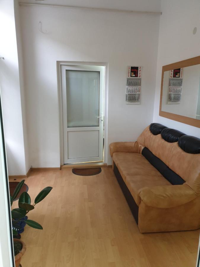 Apartament Vlad Διαμέρισμα Αράντ Εξωτερικό φωτογραφία